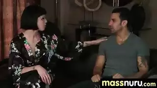 لقاء فندقي بنغلاديشي شرج قوي ومص قضيب