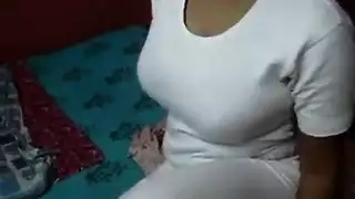 بورن هندي حار: شرج عنيف و مص عميق