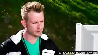 بكاء عند الادخال