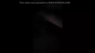 سكس يمني: مداعبة الفرج وإيلاج عميق في مشهد واحد