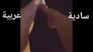 سكس الحماره تذله ويبوس رجليها