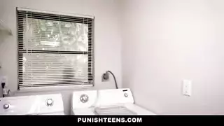 شاب يغتصب بنت جاره يغتصبها بعنف