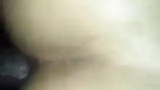 سكس هي تريد اصبع في طيزها