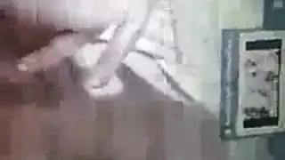 مهرجان الزوجة الجماعي بين الأعراق في الزقاق للمهبل