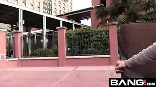 شاب يعلم اختو نيك الطيز