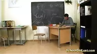 نيك بين أستاذ والتلميذة