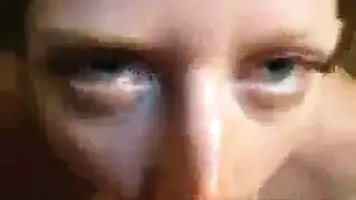 ليلة جنس غير متوقفة لفتاة شابة تؤدي إلى هزات صارخة