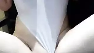 كيف تستطيع الفتيات القذف