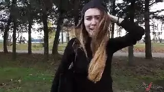 تتركهما امهما لتدرس اخاها ينكها